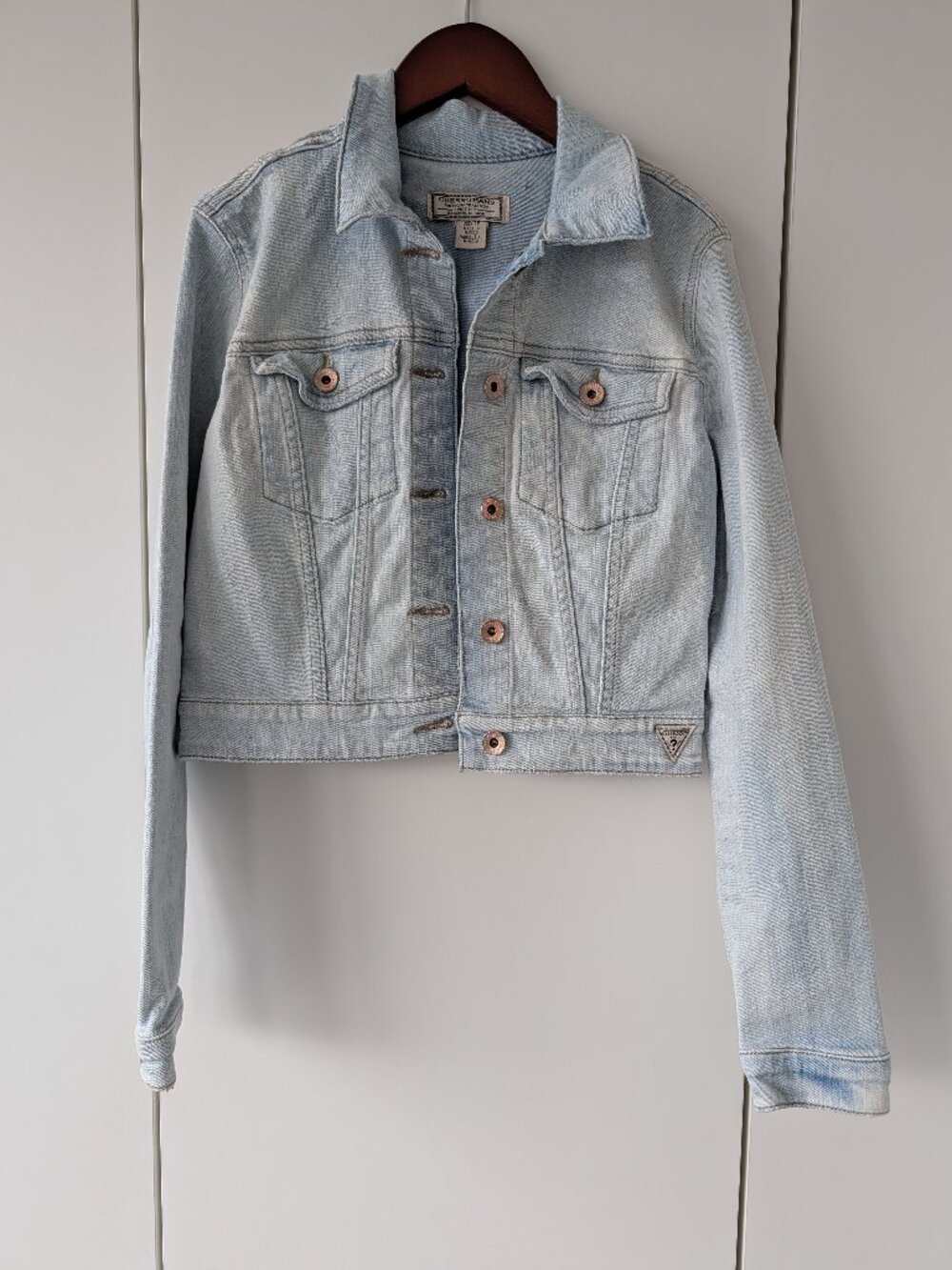 Guess Light Blue Wash Cropped Denim Trucker Jacket Size XS